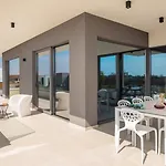 Old Olive Vii By Vivi Rent Villa *