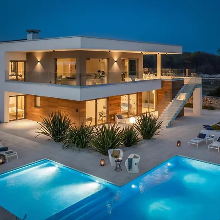 Old Olive Vii -heated Pool - By Vivi Rent *
