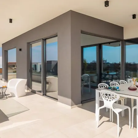 Old Olive Vii -heated Pool - By Vivi Rent Villa *