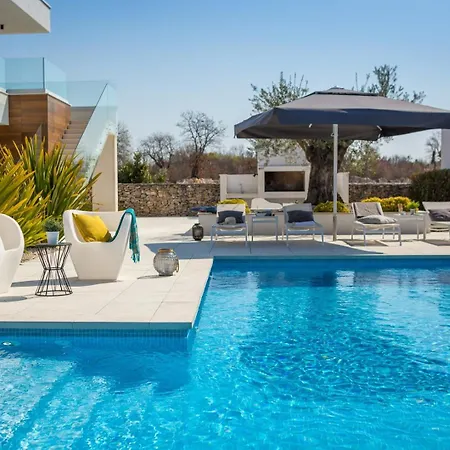 Old Olive Vii -heated Pool - By Vivi Rent Vodnjan