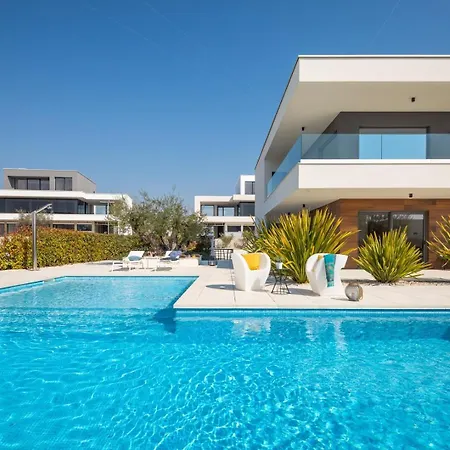 Old Olive Vii -heated Pool - By Vivi Rent
